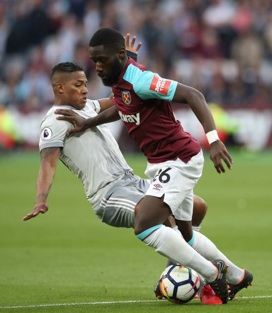 球队中扮演 球队中扮演